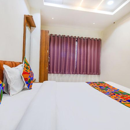 Fabhotel Shree Nakoda Paradise 乌贾因 外观 照片