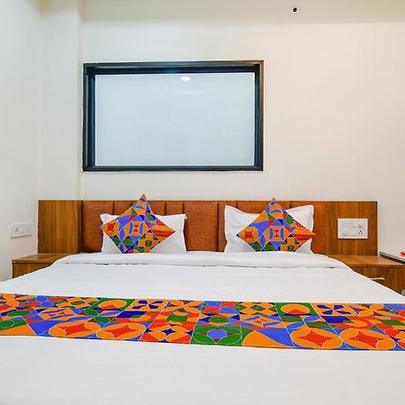 Fabhotel Shree Nakoda Paradise 乌贾因 外观 照片