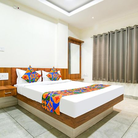Fabhotel Shree Nakoda Paradise 乌贾因 外观 照片